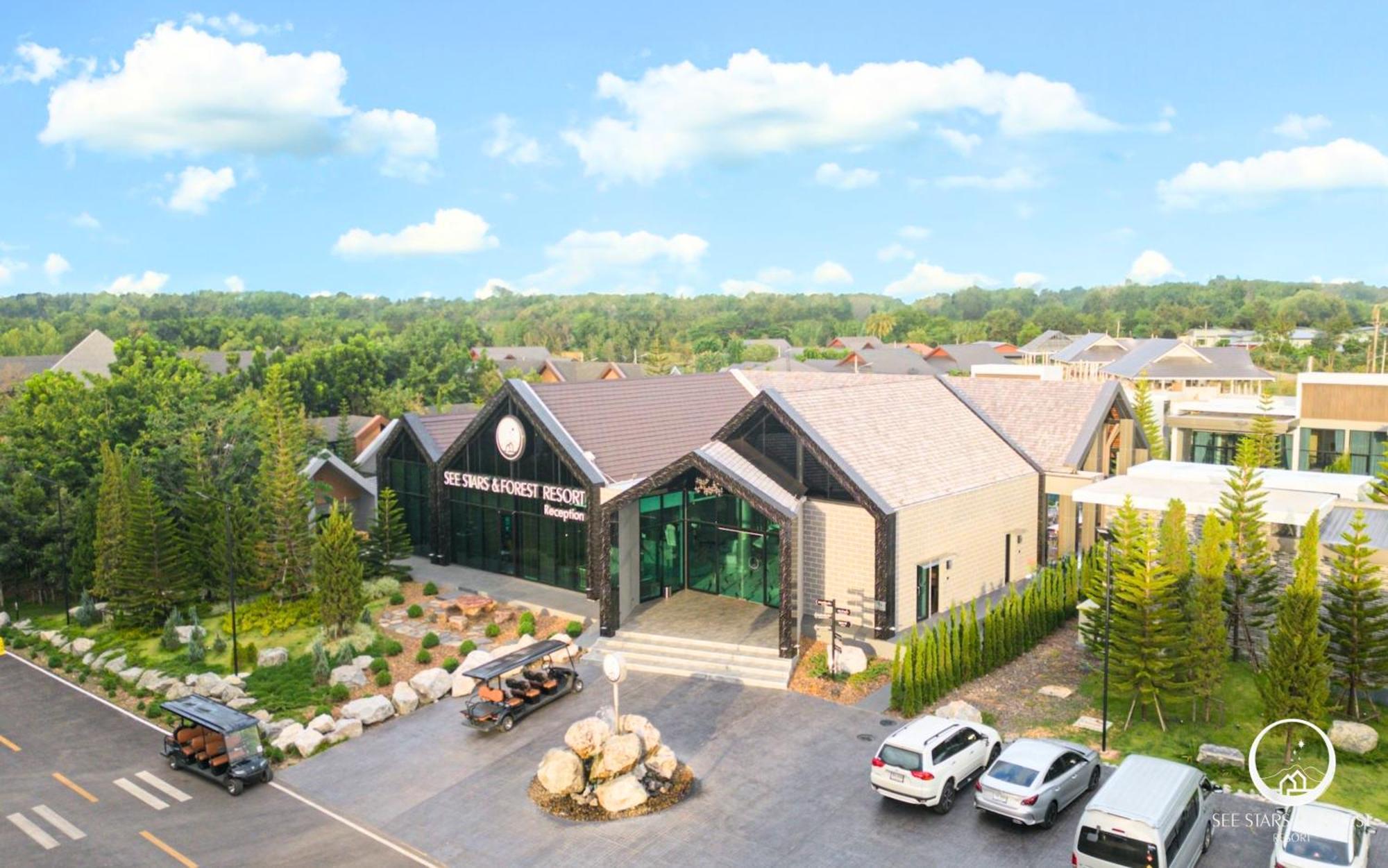 See Stars & Forest Resort Amphoe Sawang Daen Din Exterior photo