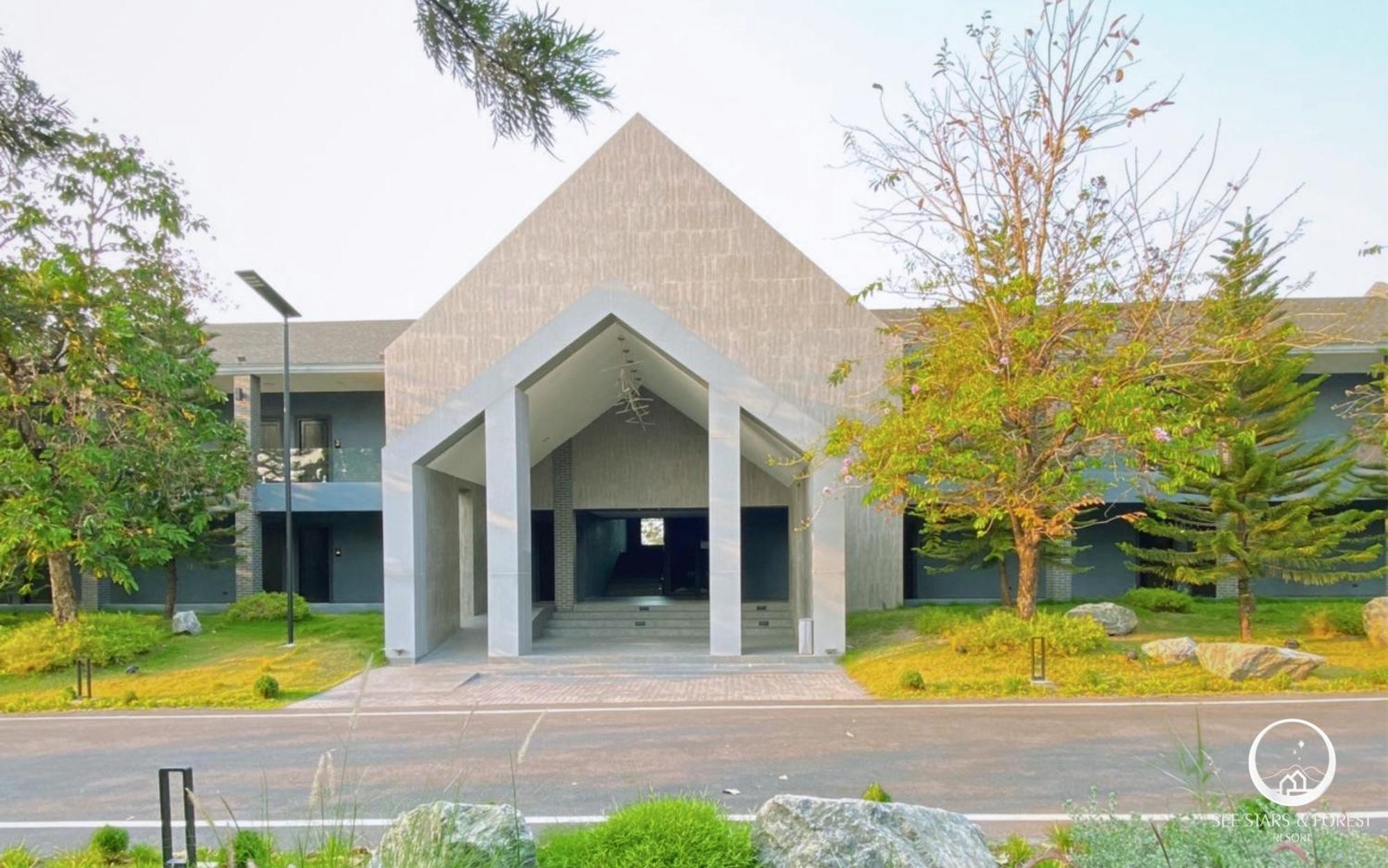 See Stars & Forest Resort Amphoe Sawang Daen Din Exterior photo