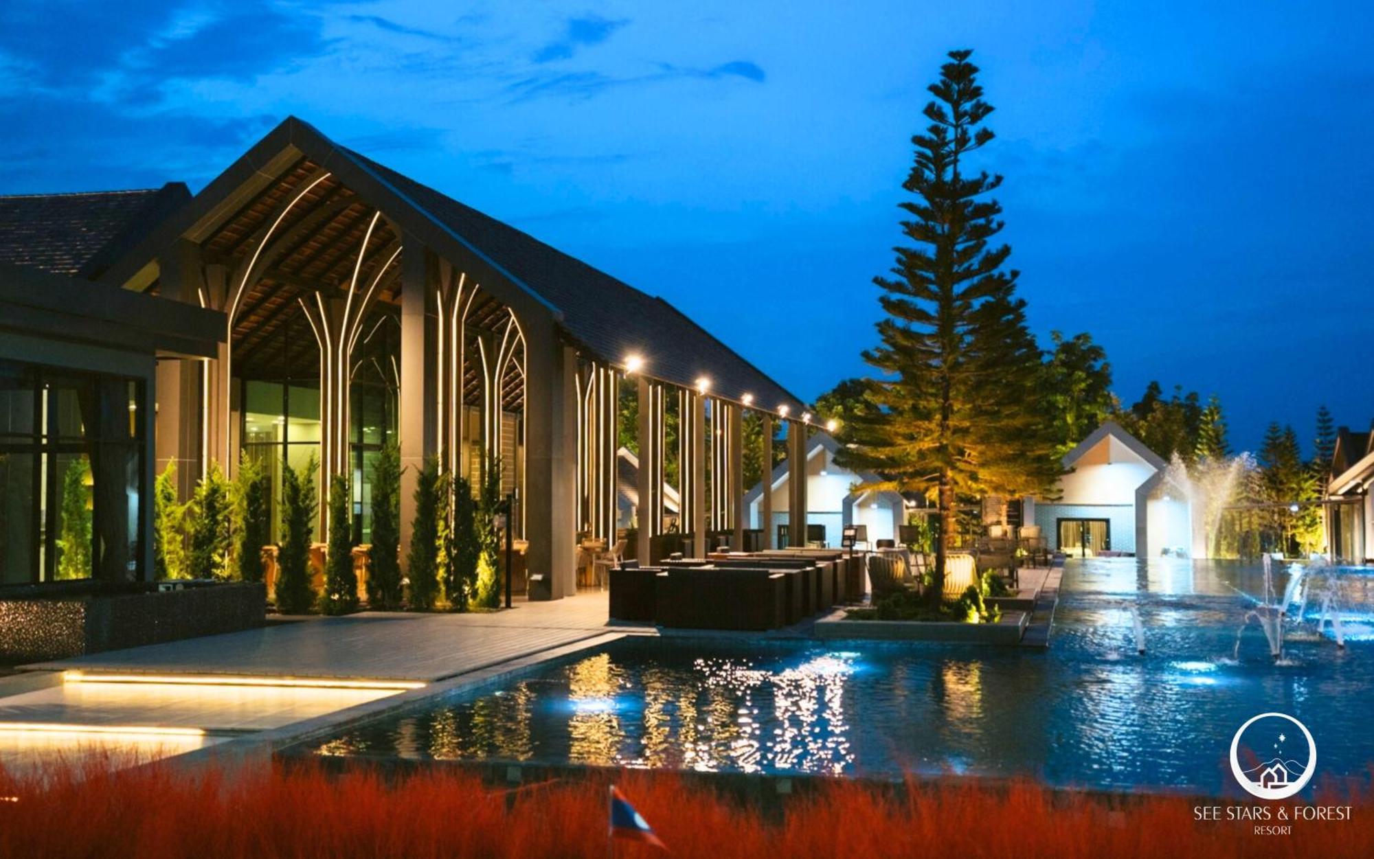 See Stars & Forest Resort Amphoe Sawang Daen Din Exterior photo